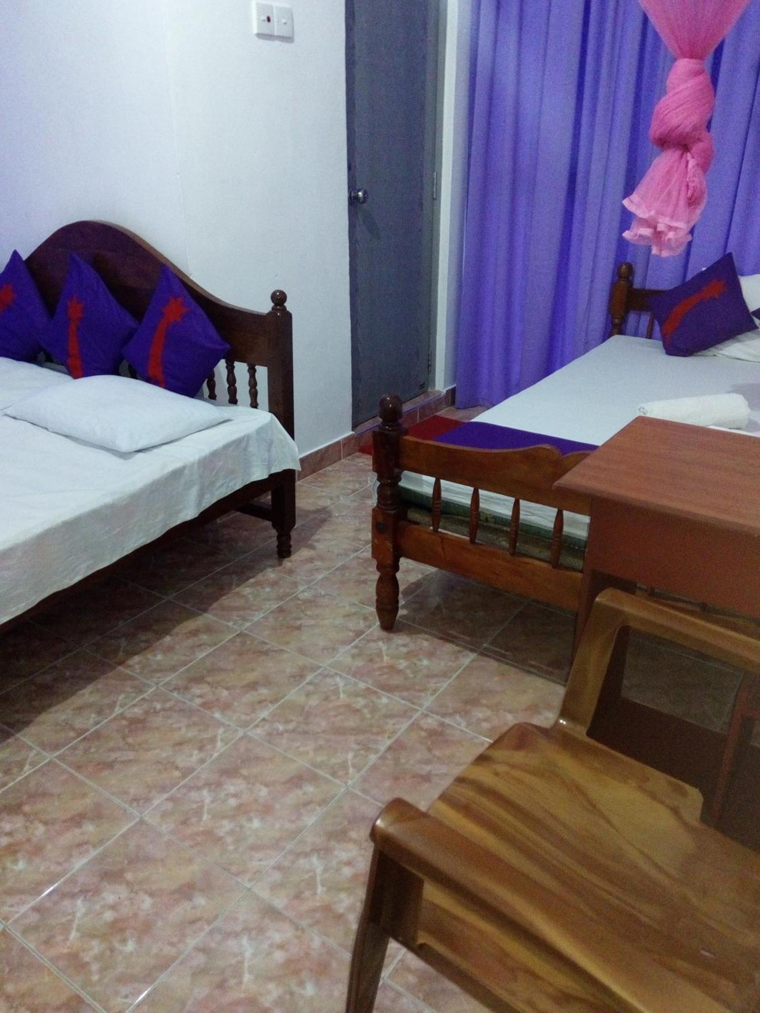 Evening Star Guest Inn Kandy Cameră foto